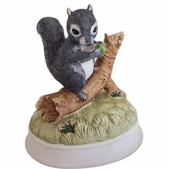 Vintage Gorham Ceramic Squirrel Tree Branch Musical Figurine - Picture 1 of 7